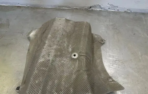 Mercedes-Benz C W204 Heat shield in engine bay A2046828171
