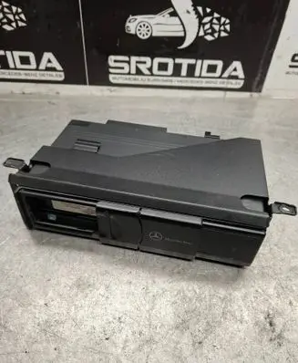 Mercedes-Benz C W203 CD/DVD changer A2038209089 020109 MC3010