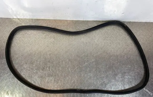 Jeep Grand Cherokee WL Front door rubber seal 