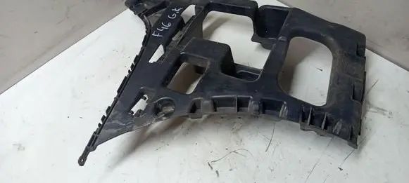 BMW 2 F46 Rear bumper mounting bracket 7318753