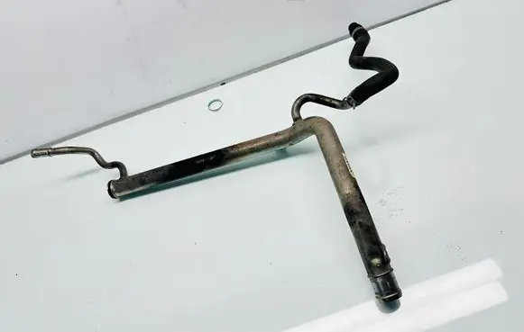 Engine coolant pipe/hose