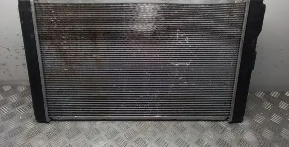 Coolant radiator