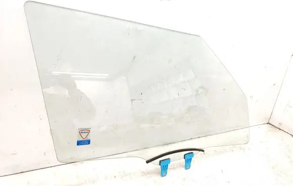 Suzuki Swift III Front door window glass four-door 43R005165 AS2 M2A2