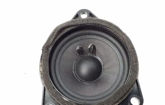 Porsche Cayenne (92A) Front door high frequency speaker