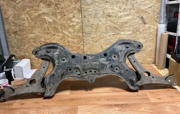Toyota Avensis T250 Front subframe 