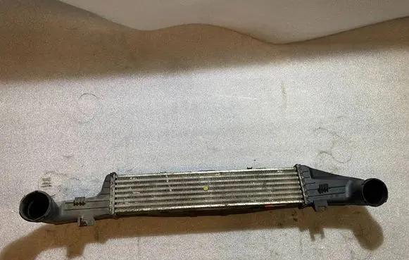 Mercedes-Benz E W210 Intercooler radiator A2105001400 2105001400