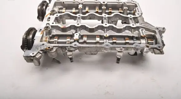 Ford Fiesta Rocker cam cover HX7G-6E262-BB
