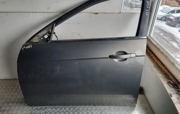 Chevrolet Epica Front door