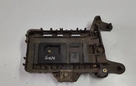 Volkswagen Golf VI Battery bracket 
