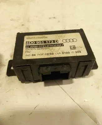 Audi A6 S6 C5 4B Alarm control unit/module 4D0951173D