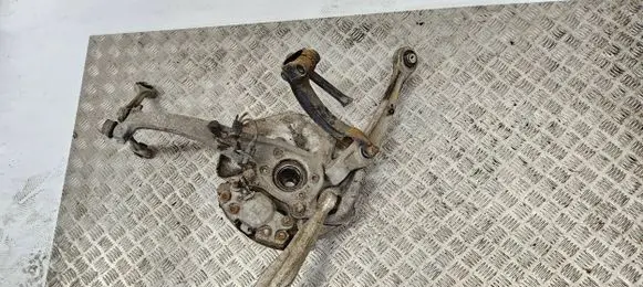 Audi Q5 SQ5 Front wheel hub spindle knuckle