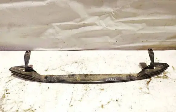 Volkswagen Touran I Rear beam 