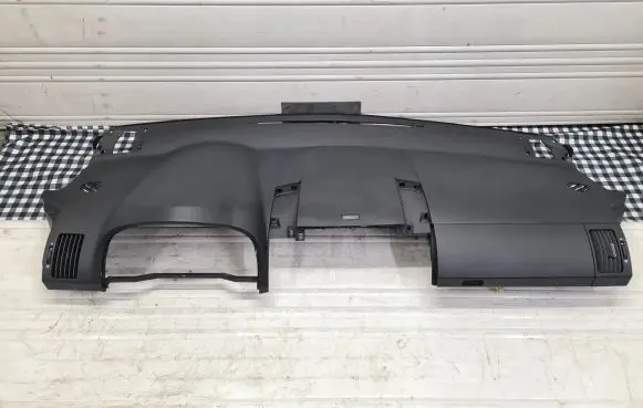 Toyota Corolla Verso E121 Dashboard 553020F010 072712
