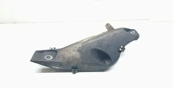 BMW X5 E70 Engine mounting bracket 6772679 22116772679