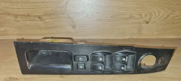 Hyundai Santa Fe Electric window control switch 47849A1110