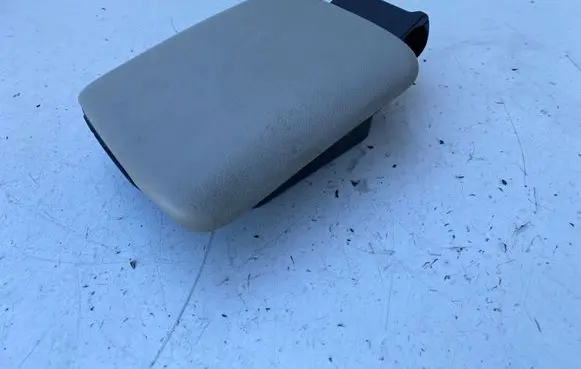 Volvo V40 Armrest 