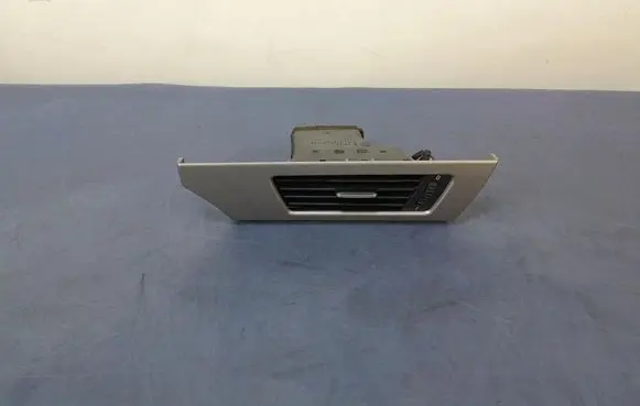 BMW 3 E90 E91 Dashboard side air vent grill/cover trim 7132845