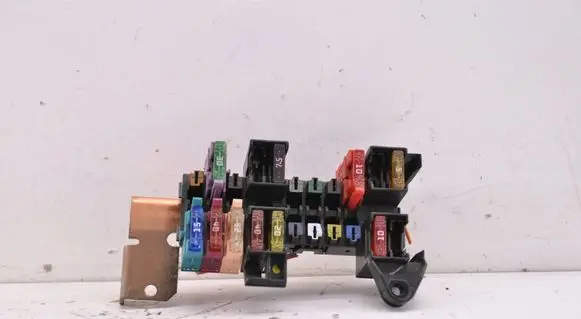 Mercedes-Benz Vito Viano W639 Fuse box set A6395400018 A6394401732