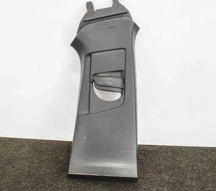 Volvo V40 (B) pillar trim (top) 31307225 31102350