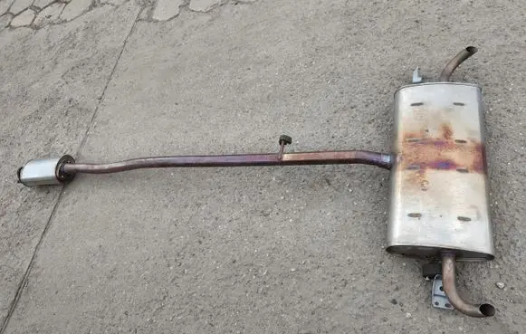 Volvo XC40 Rear muffler/silencer tail pipe 