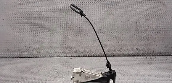 Volkswagen Sharan Front door lock 93BG220A20DD