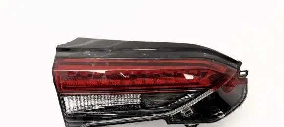 Toyota RAV 4 (XA50) Tailgate rear/tail lights 815900R06000
