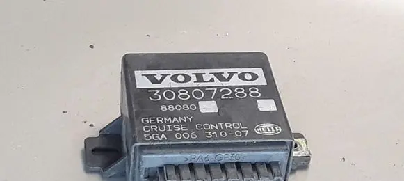 Volvo S40, V40 Other control units/modules 30807288 5GA00631007