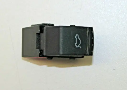 Tailgate opening switch