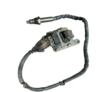 Mercedes-Benz E W213 Lambda probe sensor A0009058111 C06300700