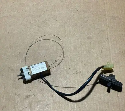 SsangYong Chairman W Fuel cap flap release cable 8852011000 17122