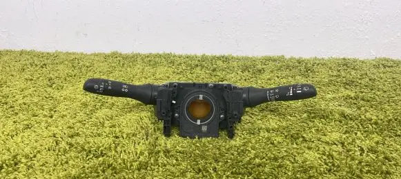 Nissan X-Trail T32 Indicator stalk 0285019061