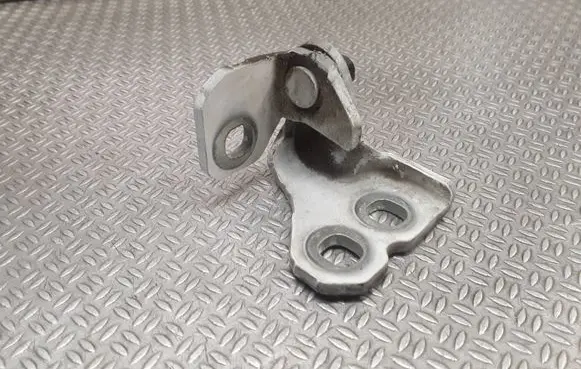 Fiat Tipo Front door upper hinge