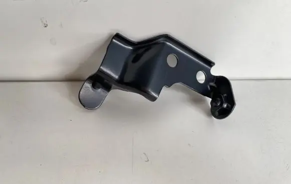Toyota Prius+ (ZVW40) Headlight/headlamp mounting bracket 5323947020