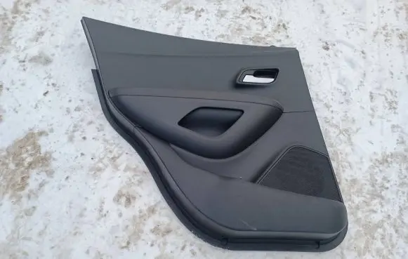 Chevrolet Trax Other rear door trim element AVF84542 95427424