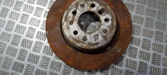 BMW 5 E60 E61 Rear brake disc 6772085 11210804