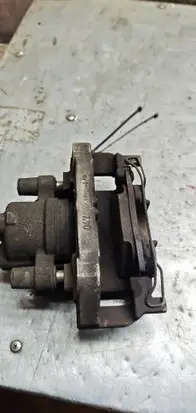 Opel Astra K Front brake caliper 39103794