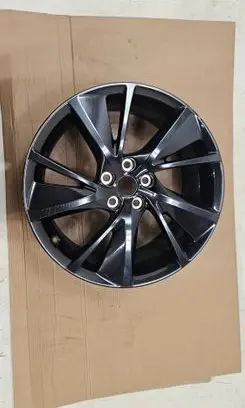 Hyundai Genesis R19 alloy rim 52914-G9700