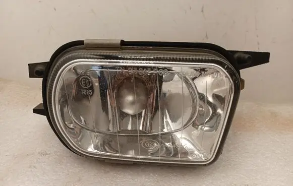 Mercedes-Benz C W203 Front fog light A2038201256
