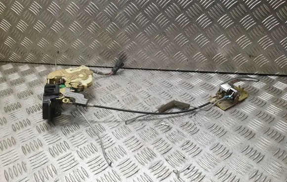 KIA Sorento Front door lock 041225 Y02