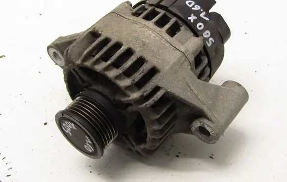 Fiat 500X Generator/alternator 51884351