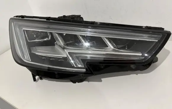 Audi A4 S4 B9 8W Headlight/headlamp 8W0941034