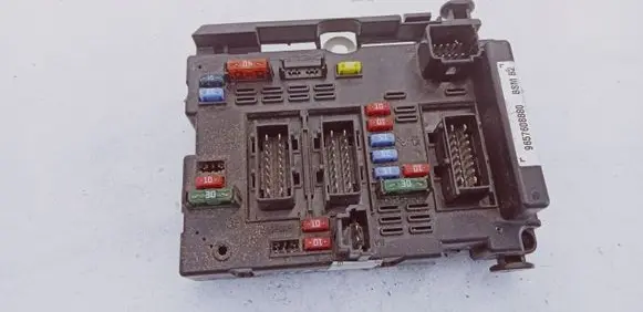 Peugeot 307 BSM Control unit 9657608880 BSMB2 51430849