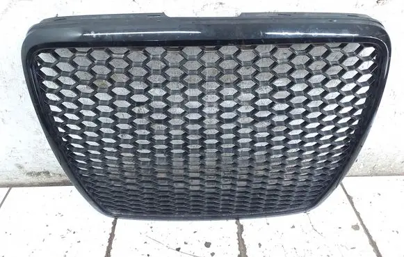 Audi A6 S6 C6 4F Front bumper upper radiator grill