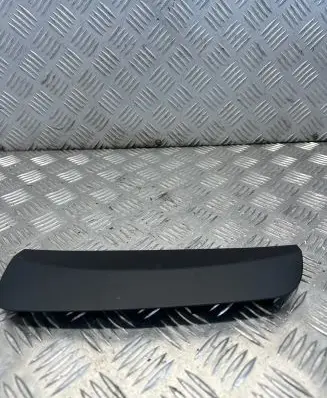 BMW 7 G11 G12 Radio/GPS head unit trim 9299489