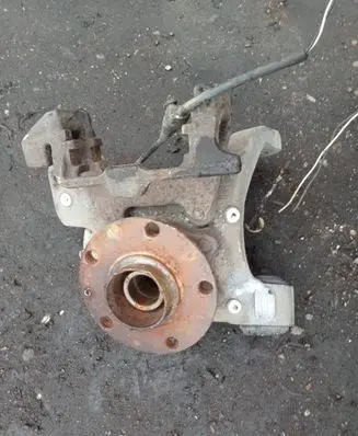 Audi A6 S6 C5 4B Rear wheel hub spindle/knuckle 8E0505433A