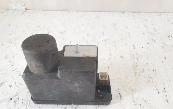 Audi 80 90 S2 B4 Vacuum pump 4A0862257C