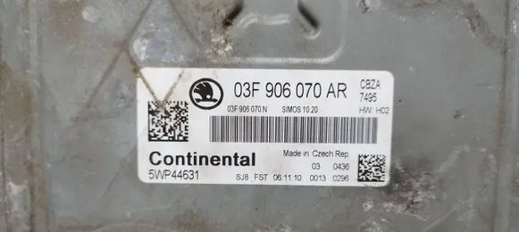 Skoda Roomster (5J) Engine control unit/module 03F906070AR 5WP44631 03F906070N