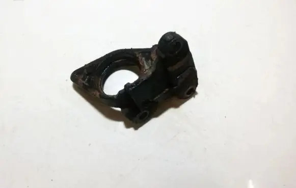 Chrysler Voyager Engine mounting bracket