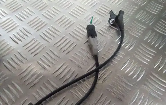 Citroen C4 I ABS brake wheel speed sensor 9659058280