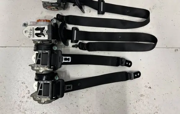 Mercedes-Benz CLA C118 X118 Set of seat belts 